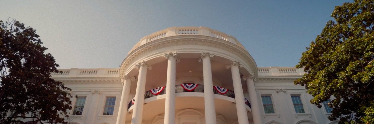 The White House banner
