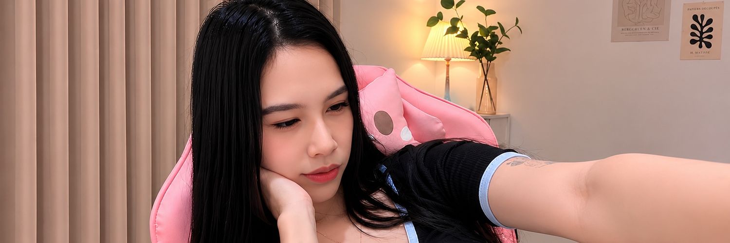 sis_jasmine's profile banner image
