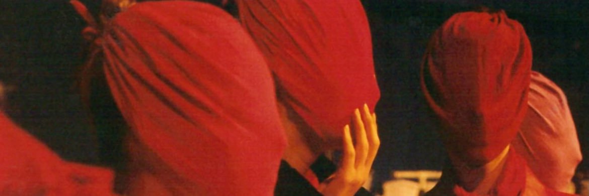 N° 5 banner