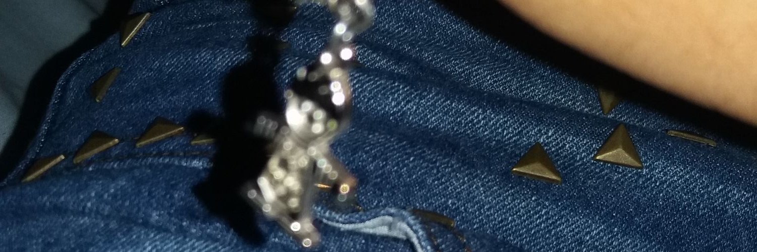 ennasofia1's profile banner image