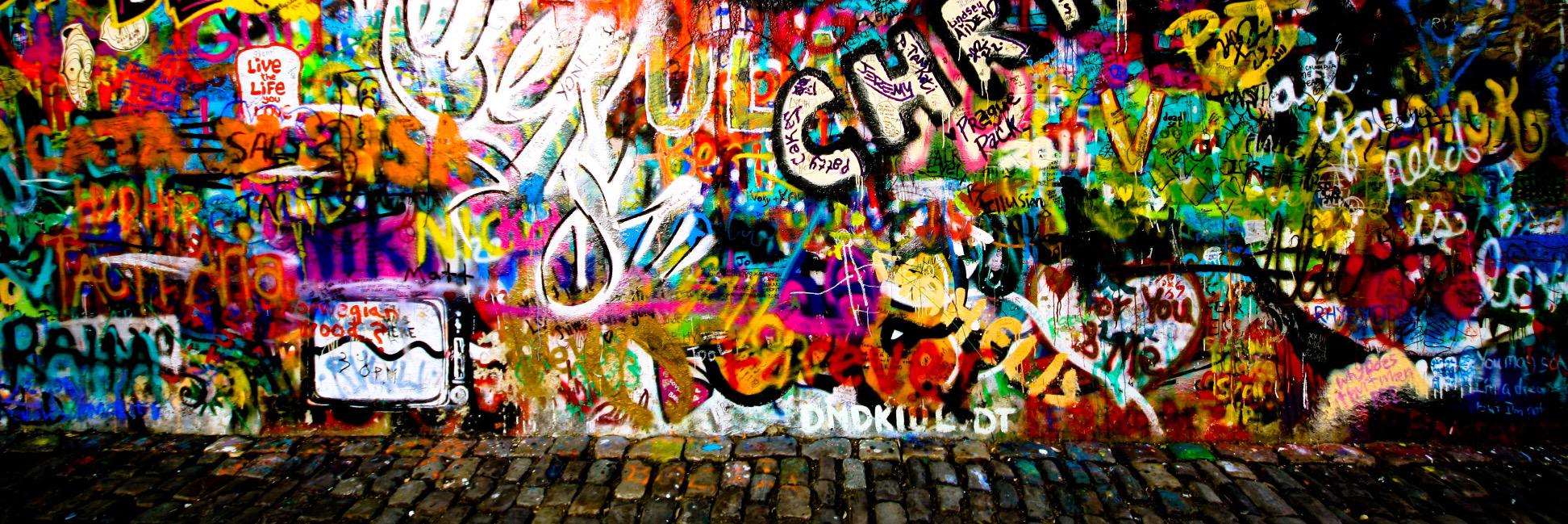 Laura De Simone banner