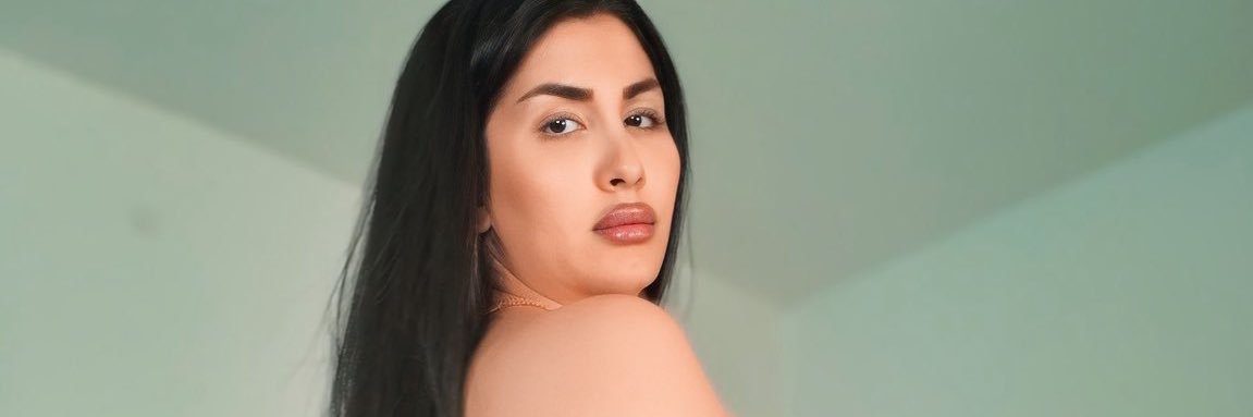 كلب ميرا نوري banner