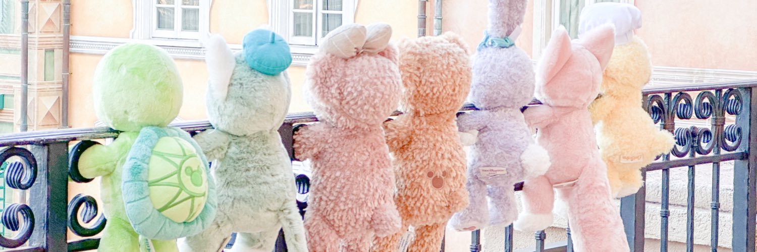 𝗆𝗈𝗆𝗈 🩰🪞 banner