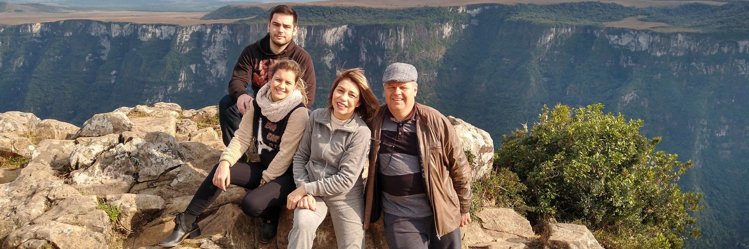 ceduardonz's profile banner image