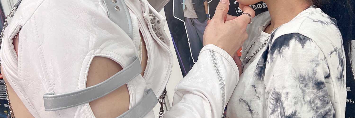 𝑯𝒂𝒓𝒖𝒌𝒂's banner