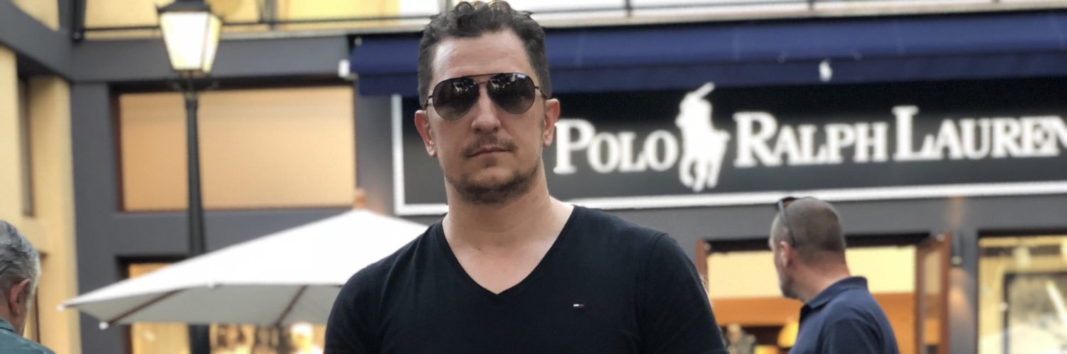 serdal09's profile banner image
