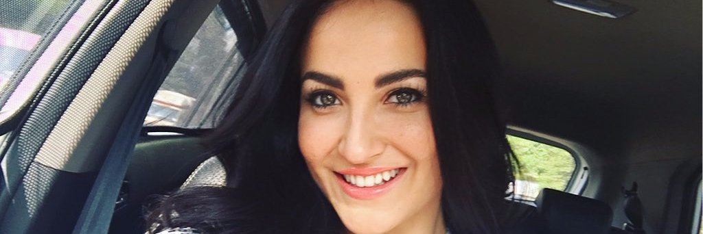 Elli AvrRam banner