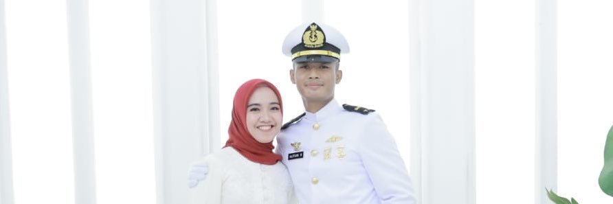 deritsania's profile banner image