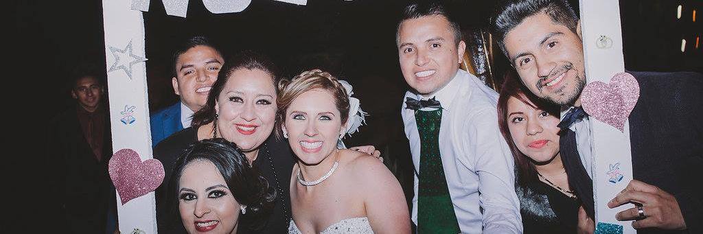 alesinrivera's profile banner image