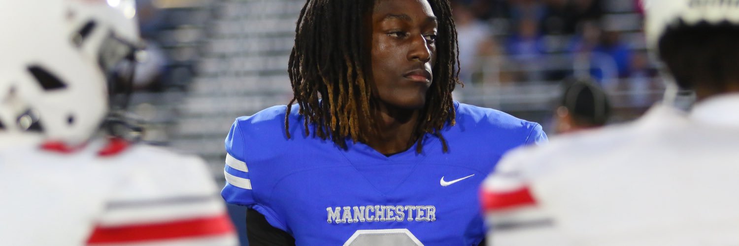 De’Mauri Revell banner