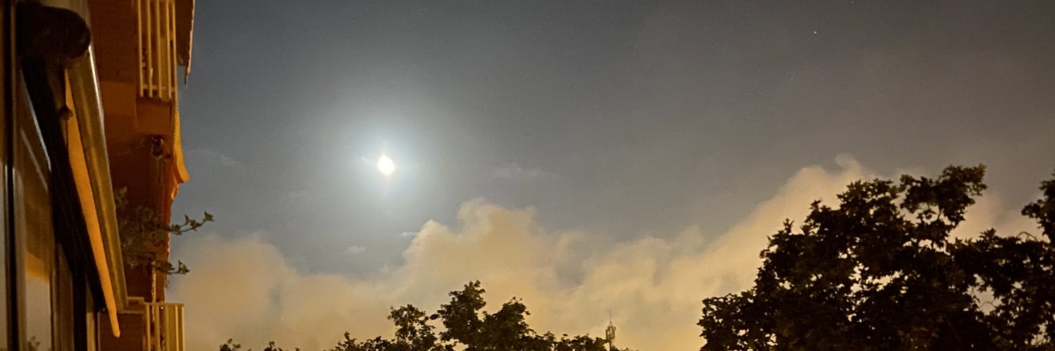 albavilas's profile banner image