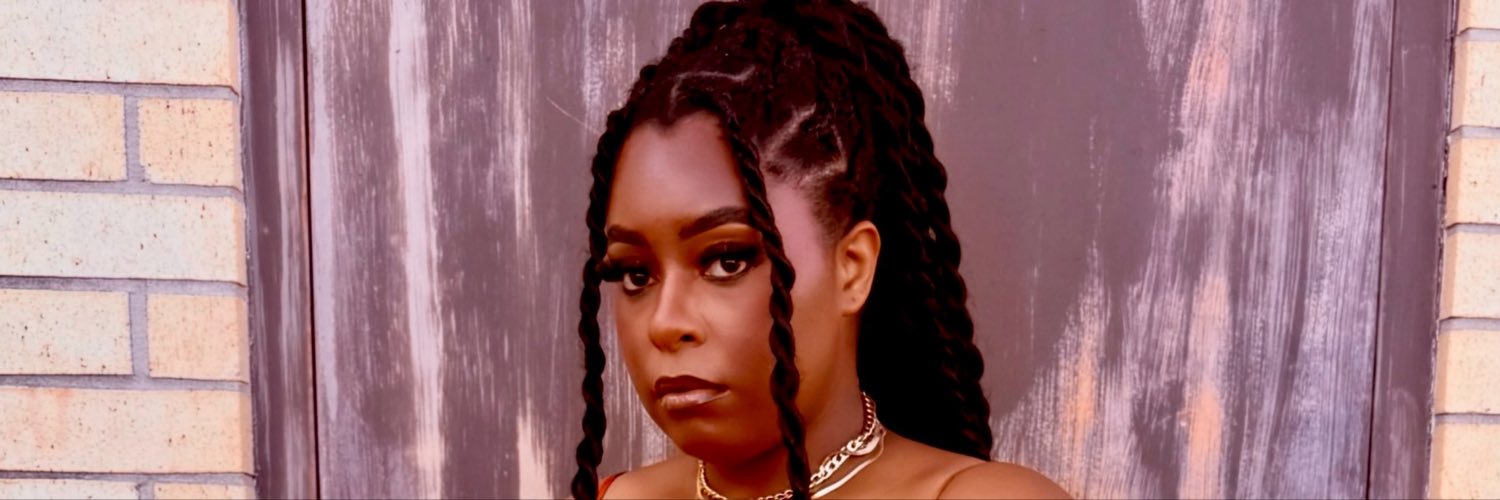 Danylle2012's profile banner image