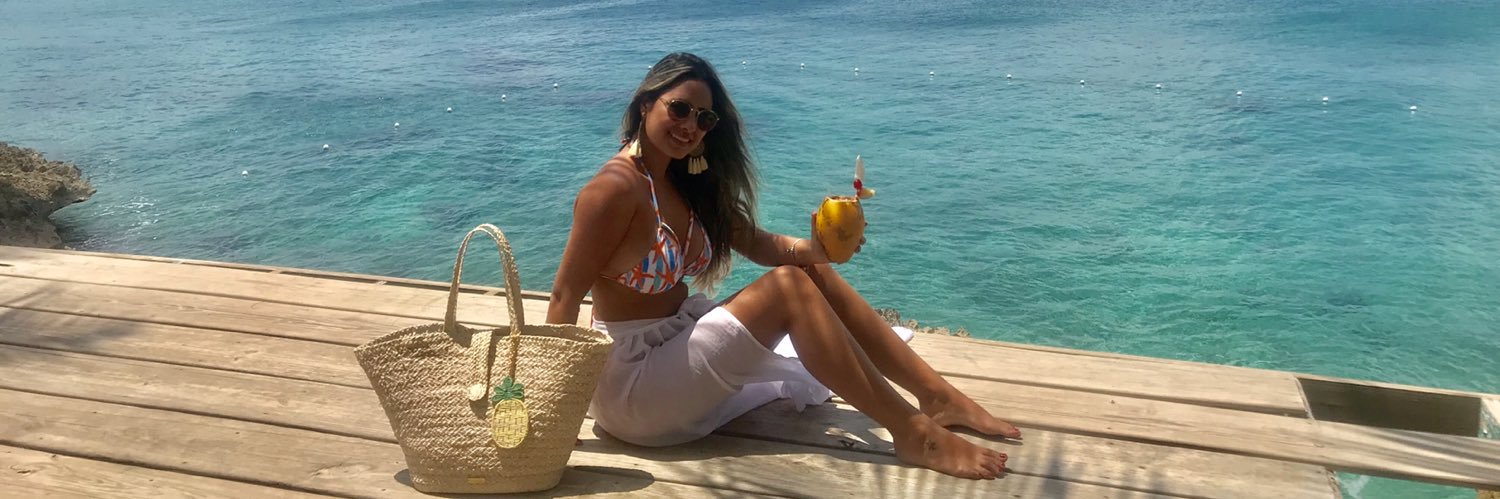 MelyBobadilla's profile banner image