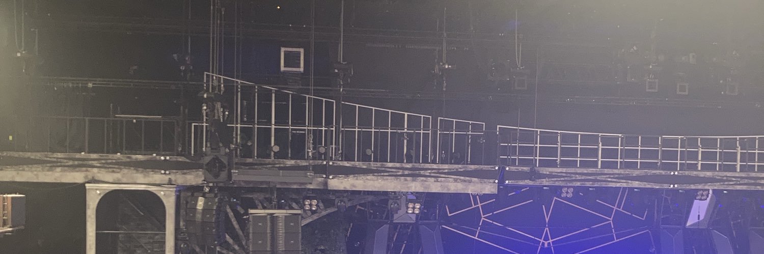 (՞꜆Q ω Q꜀՞)💜 banner