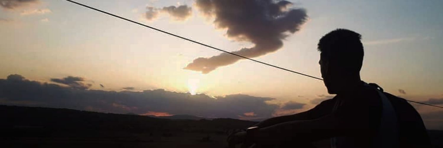 santanadice's profile banner image
