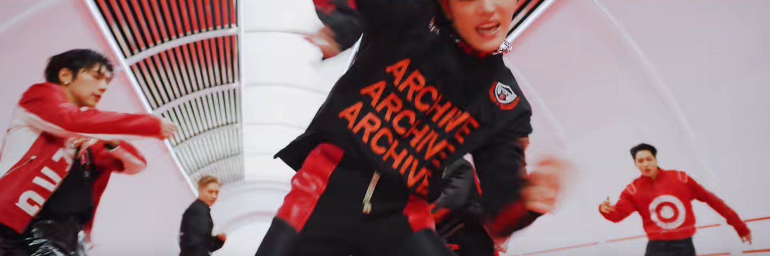 Dr Laura Molloy banner