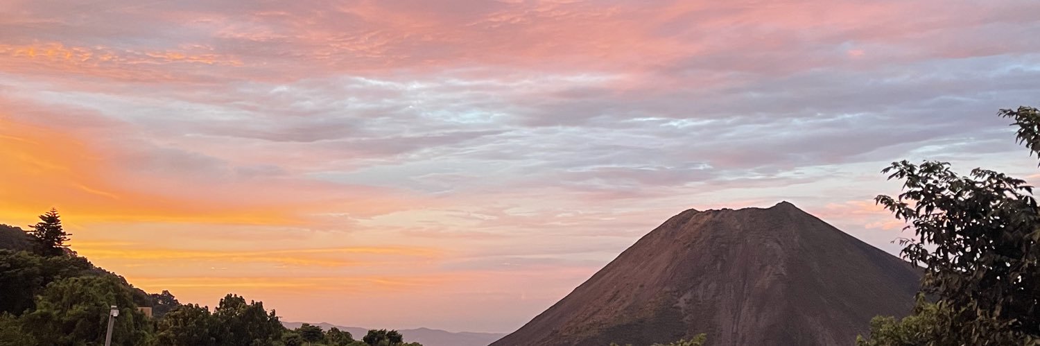 Valeaparicio25's profile banner image