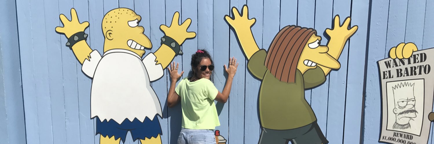 FloraFernandez_'s profile banner image