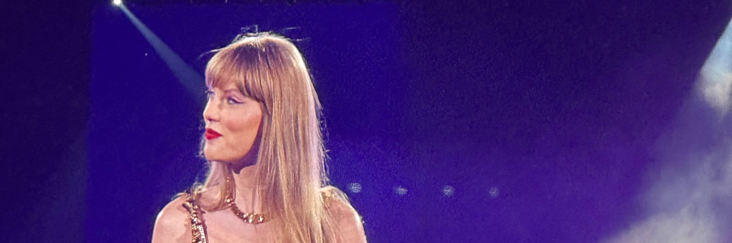 holls__e's profile banner image