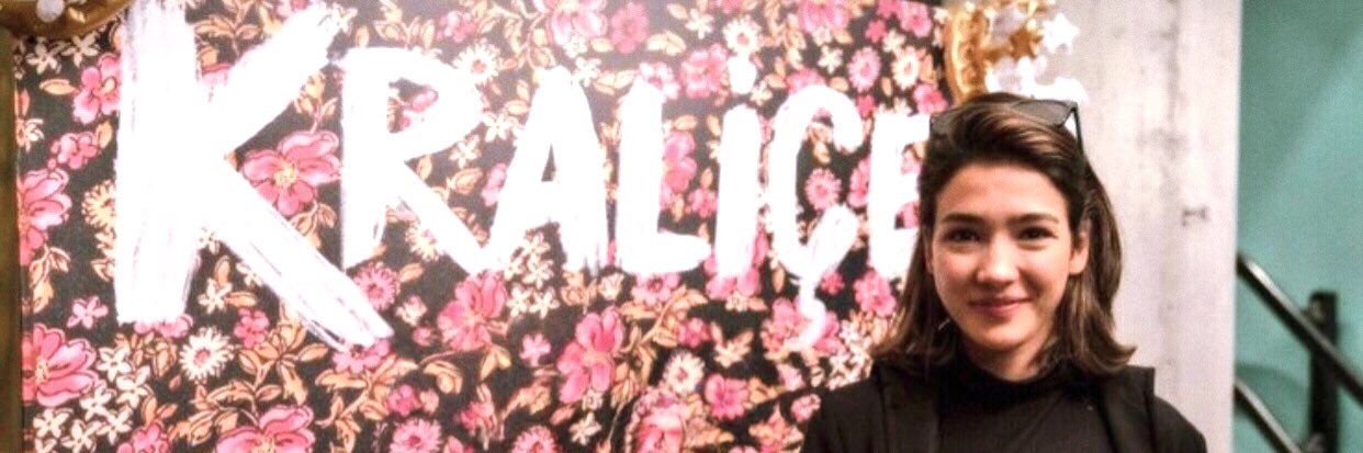 no context aybüke pusat banner