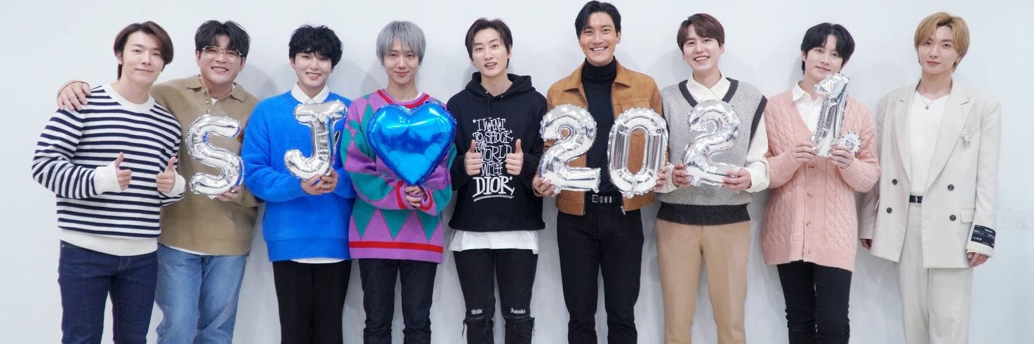 d_1472's profile banner image
