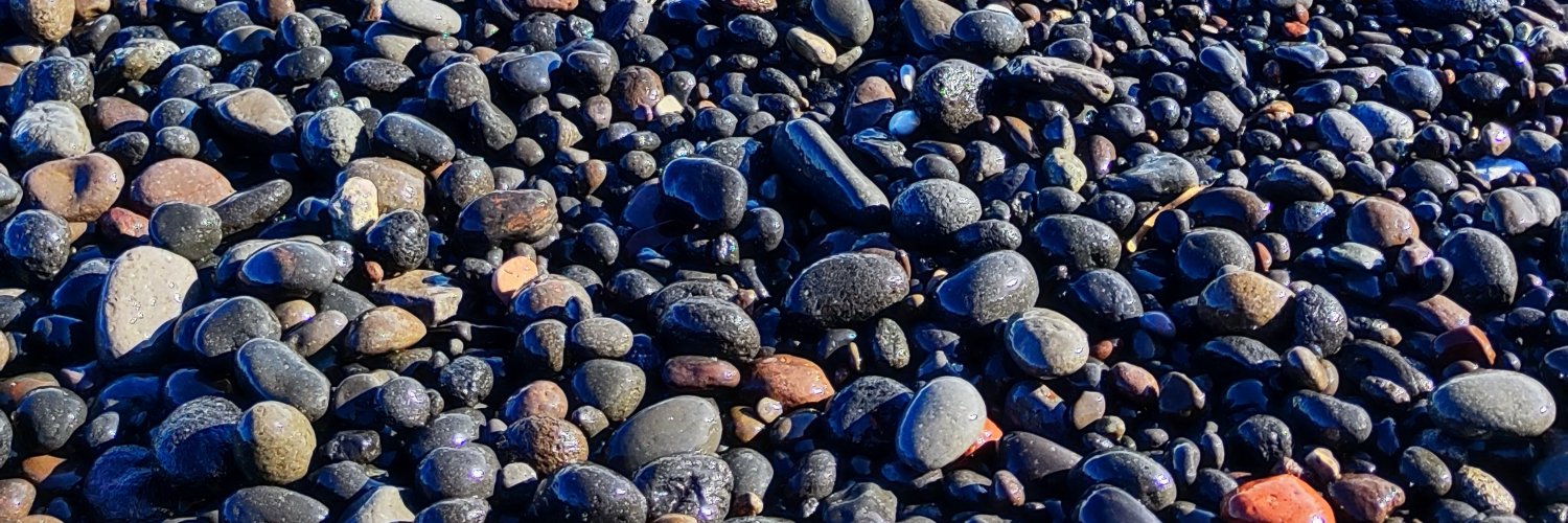 reklov's profile banner image