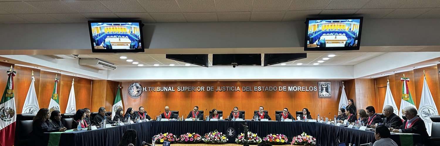 Cecilia López banner