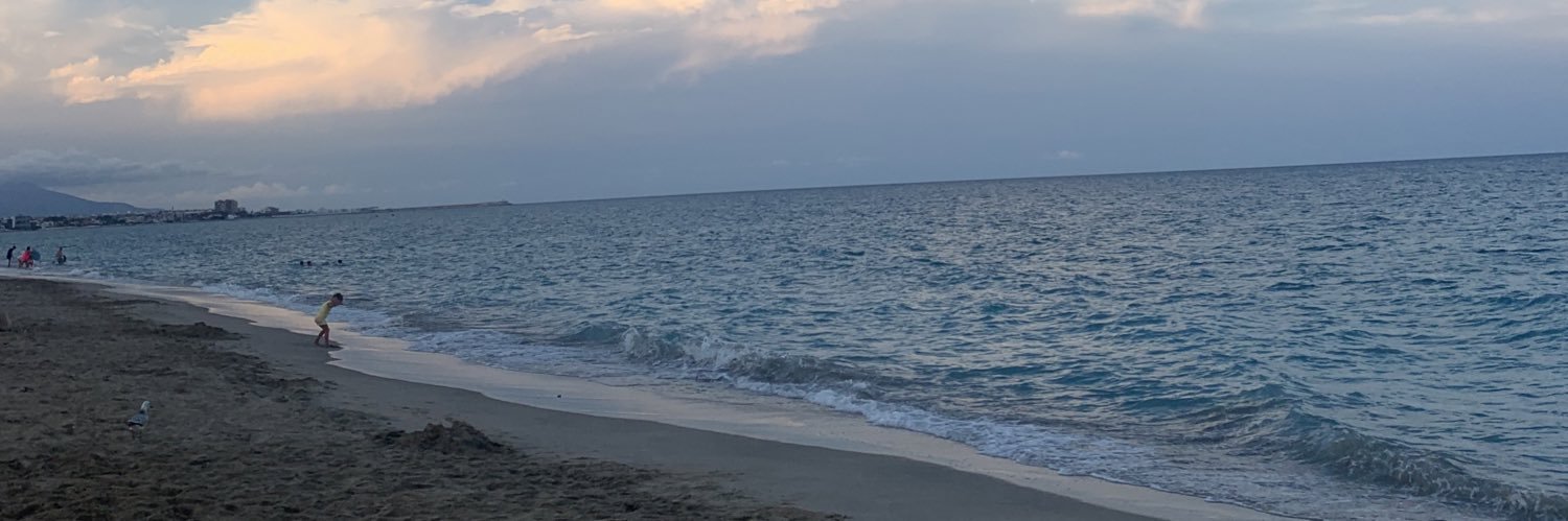 LUCIAALMENDROS1's profile banner image