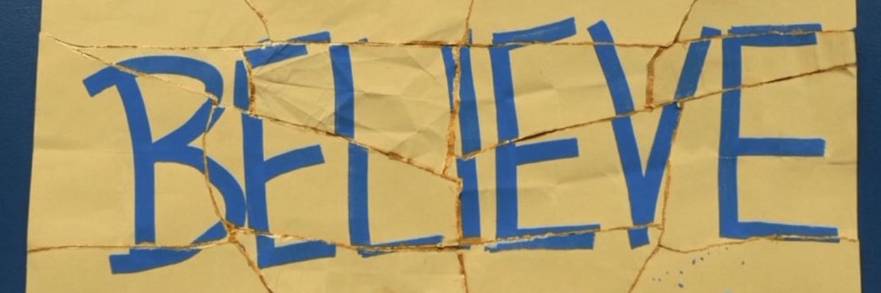 Lu Is Paz ☮️👽 banner