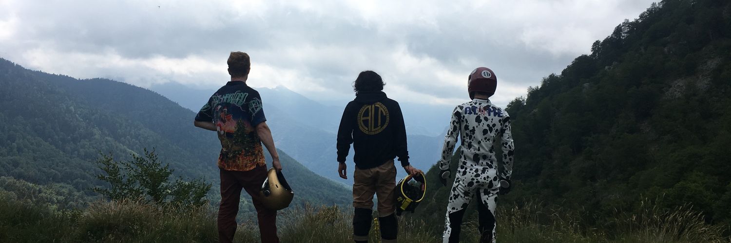 Atomeeeee's profile banner image