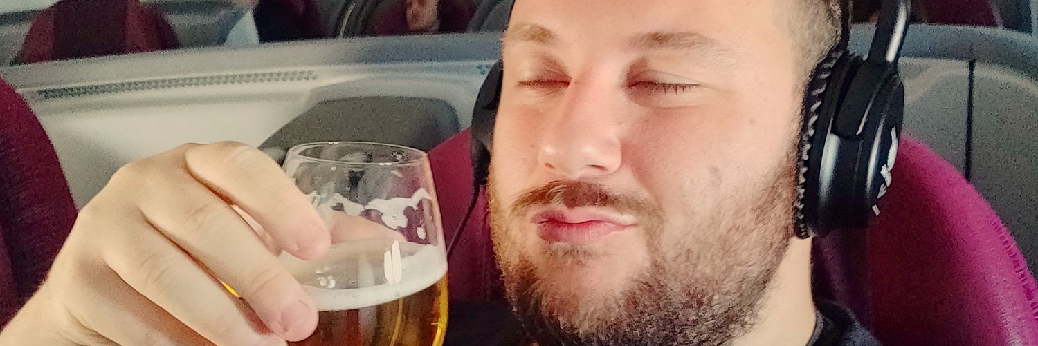 giaouzos's profile banner image