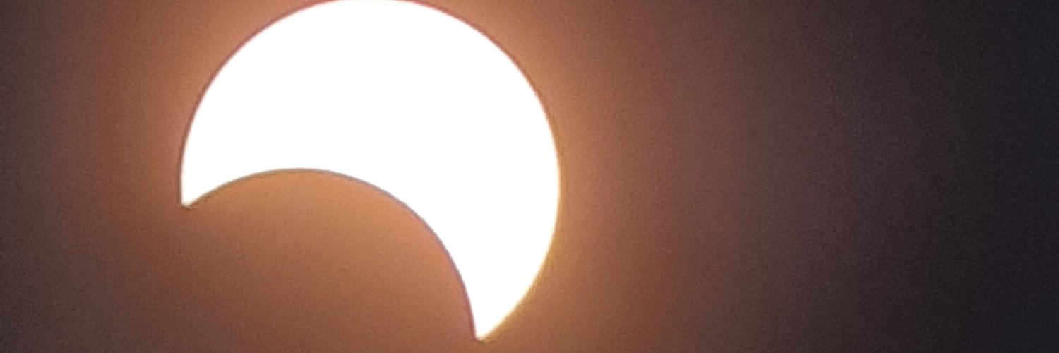 001Human's profile banner image