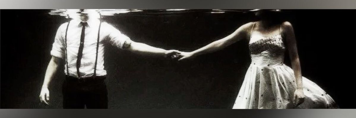 Mikey's coming. (seeing MCR 11/07) banner