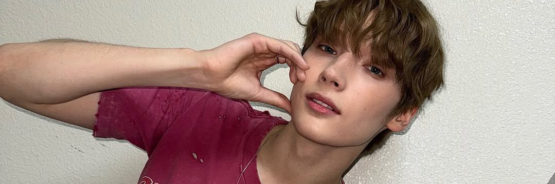 ૮ . . ྀིა⁩ banner