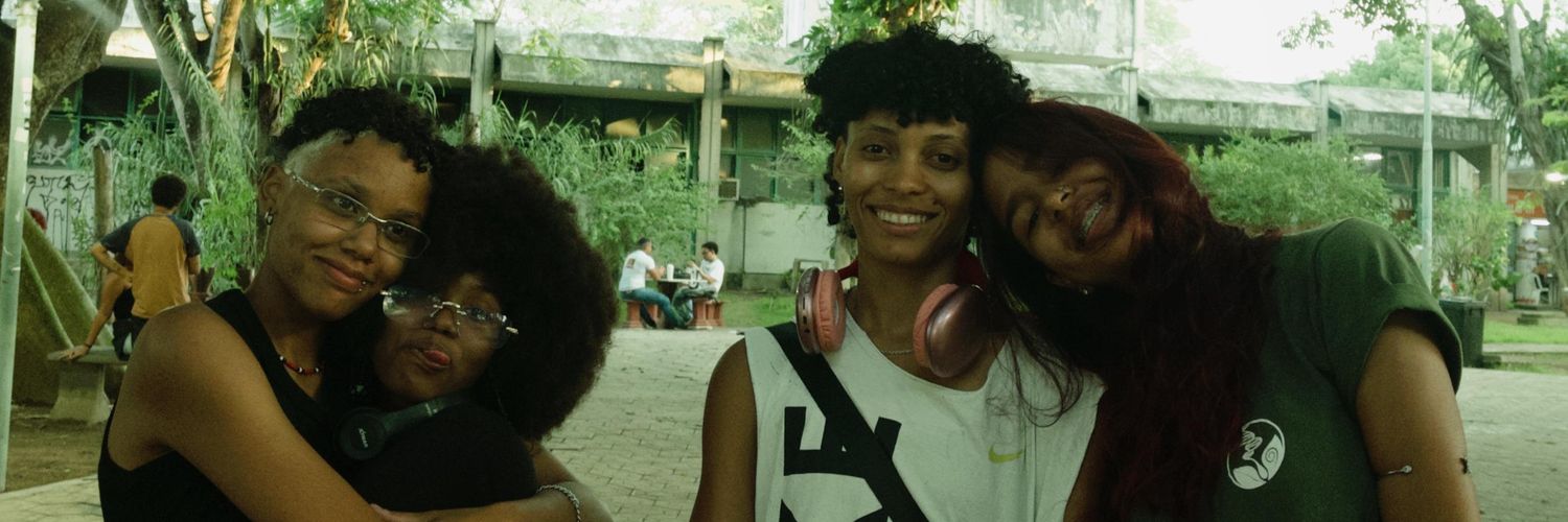 samamamolieres✂️ banner