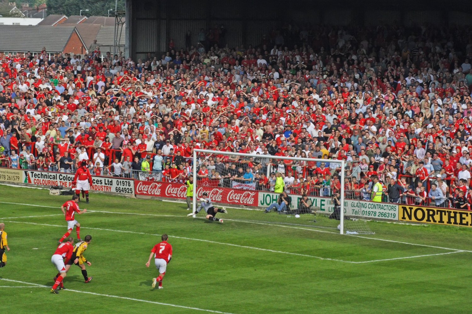 Aled Davies banner