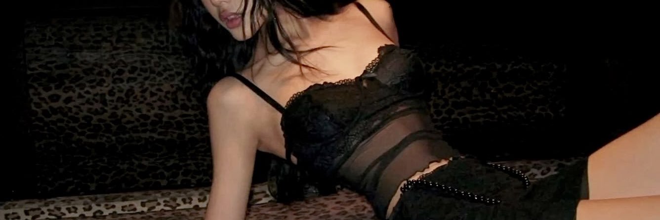 𝑬𝒅𝒊𝒕𝒉, banner