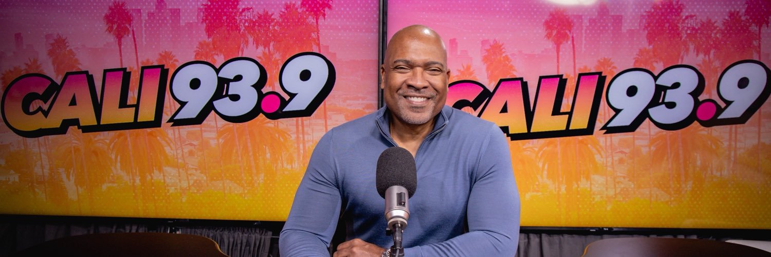 carlitosalvarez's profile banner image