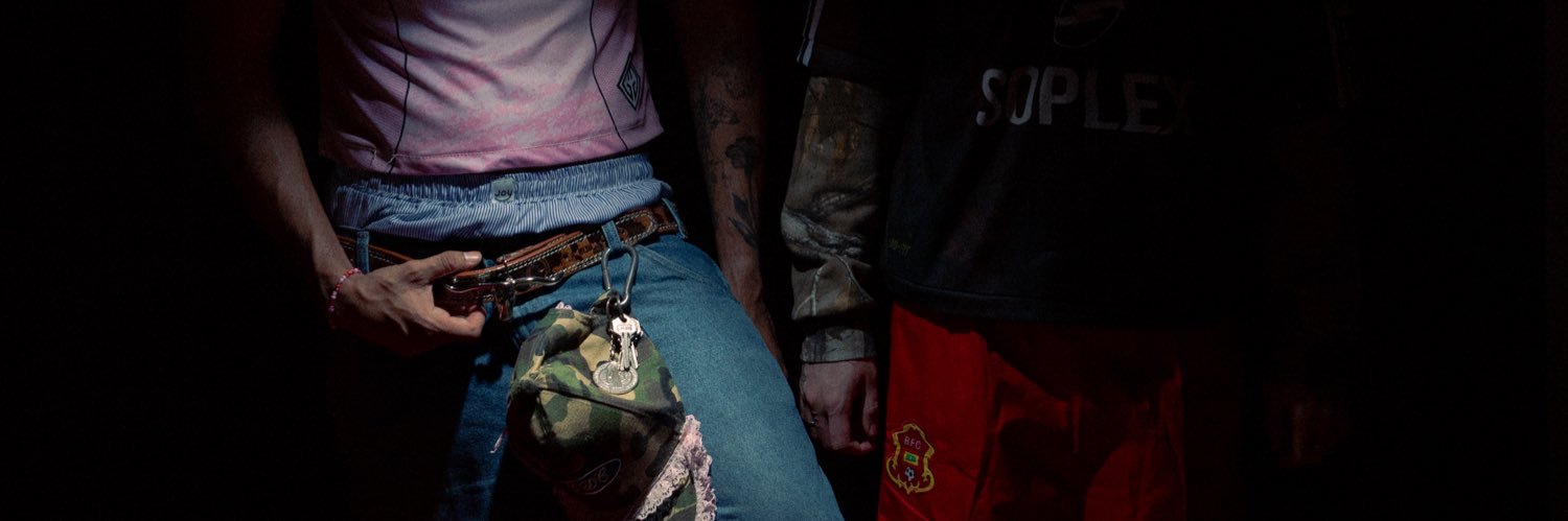 F.A.V. y Tino Amor banner
