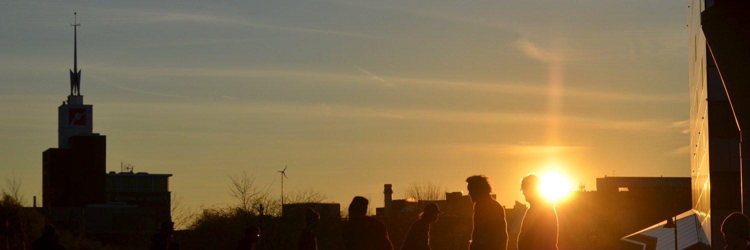 Ethan Chuck Como banner