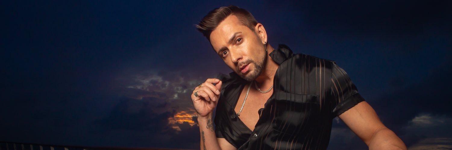 David Hernandez banner