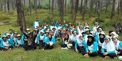 Intan Dwi Septiani banner