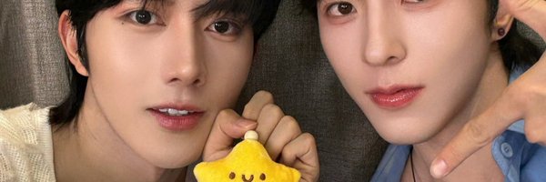 praew_nanap Profile Banner