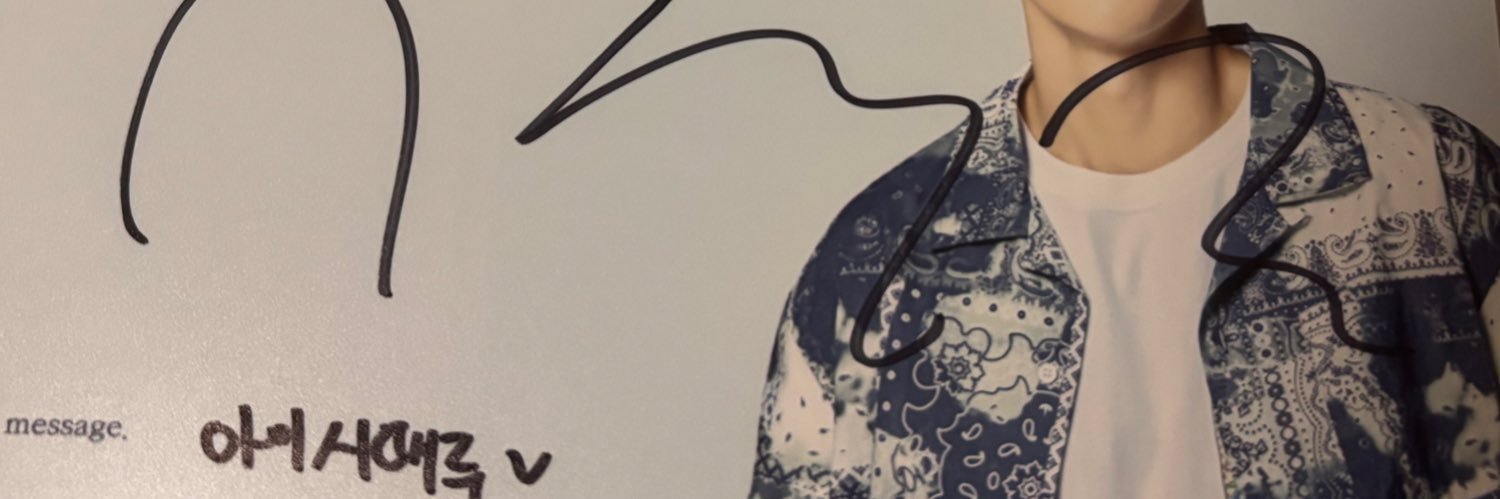 _yennmol_'s profile banner image