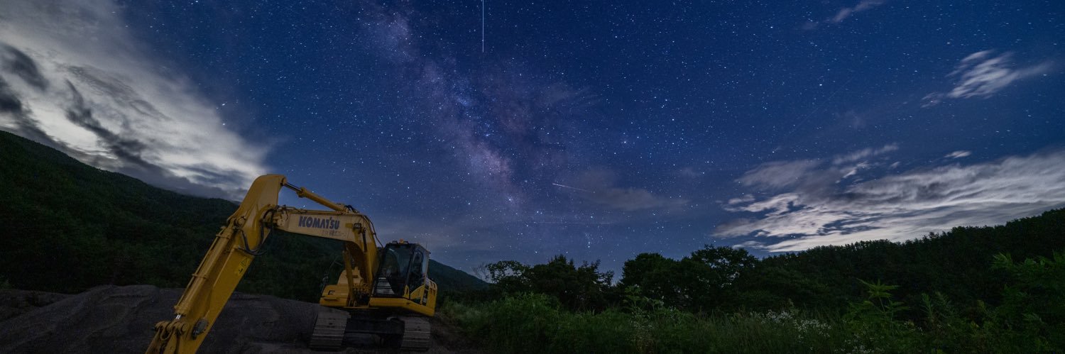 J_861105's profile banner image