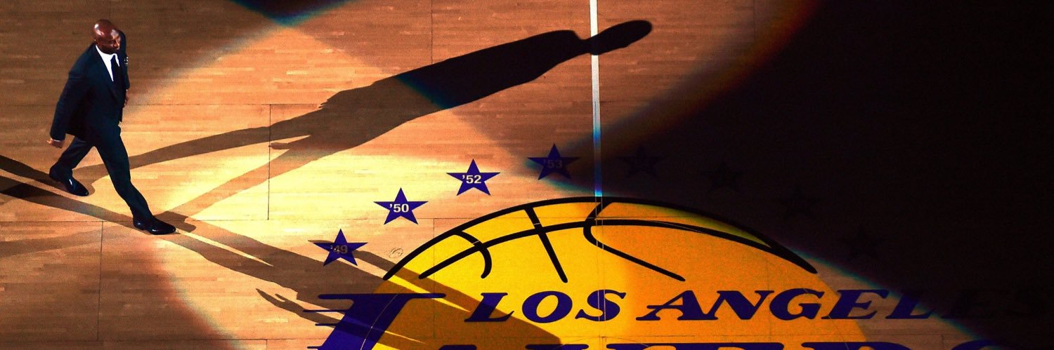 Action Costanza's banner