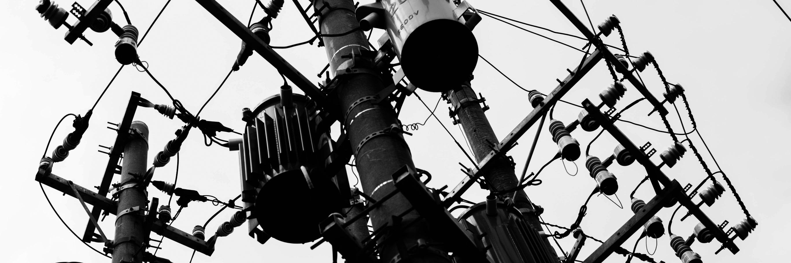 福田光睦 mitutika fukuda 書籍『なぜ、私は誰とでも寝てしまうのか』全国書店発売中！ banner