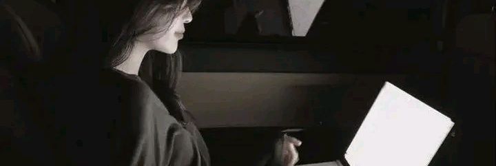 Oyedele Solia banner