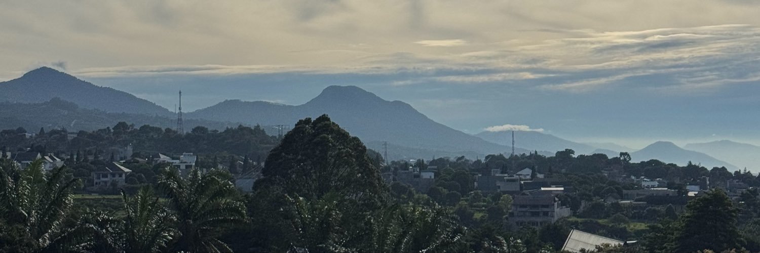Izaiinaab's profile banner image