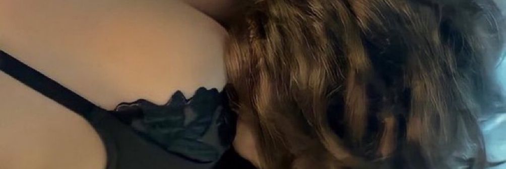 AliceMazariegos's profile banner image